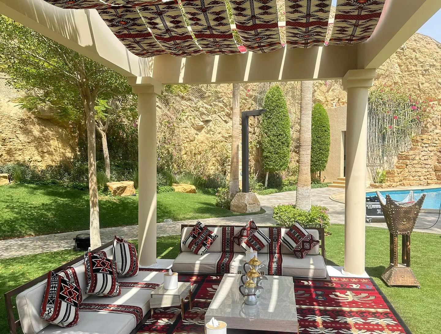 قهوجيين صبابين